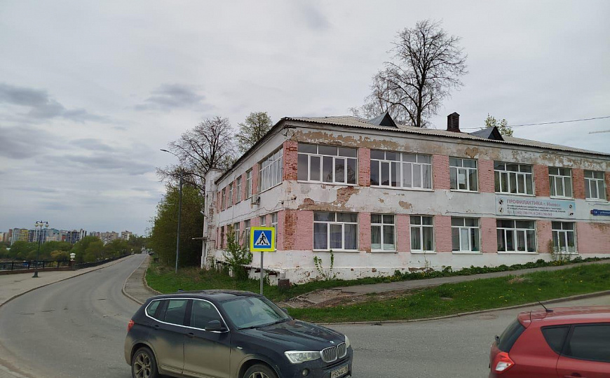 Офисы в центре на набережной до 49 м² фото