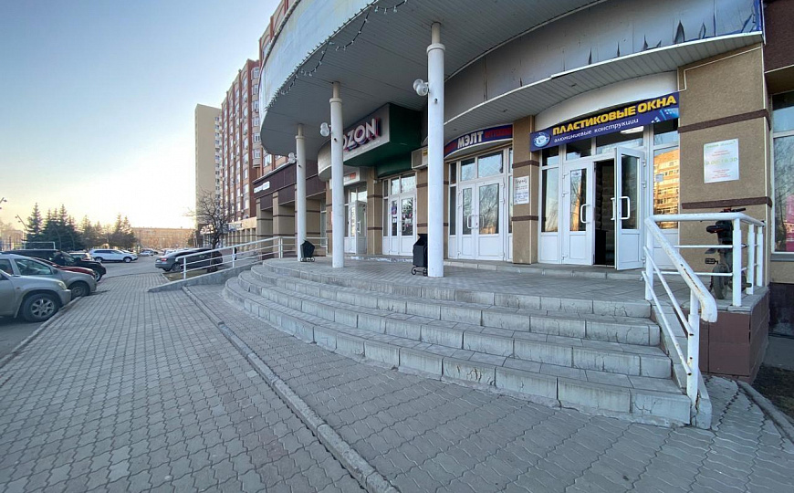Сдам помещение свободного назначения, 662 м² фото