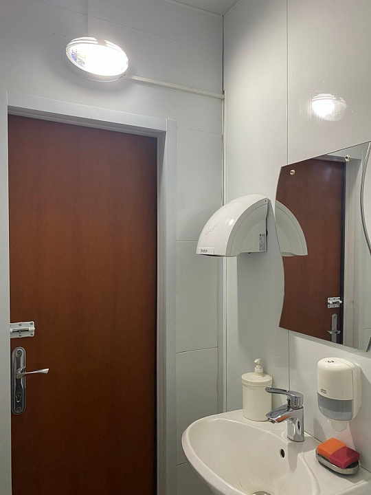 Сдам помещение свободного назначения, 662 м² фото