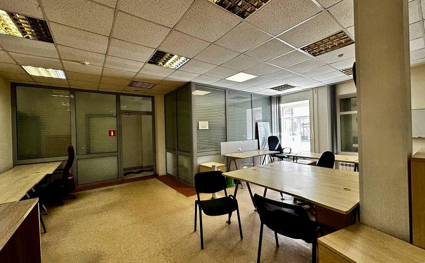Продажа здания 1272,8 с землей в историческом центре гор. Самара фото