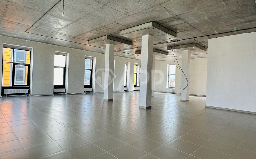 Сдам помещение свободного назначения, 221 м² фото