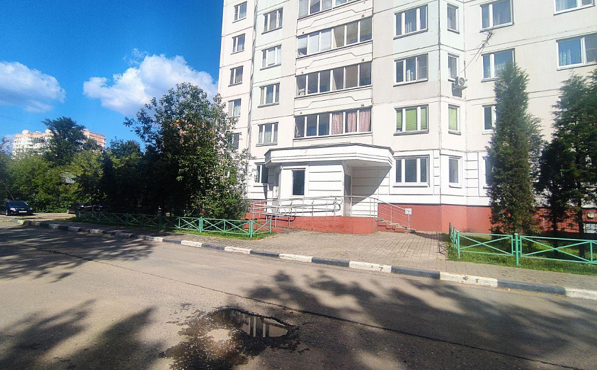 Сдам помещение под офис, гостиницу , мед центр, детский сад с отличным ремонтом фото