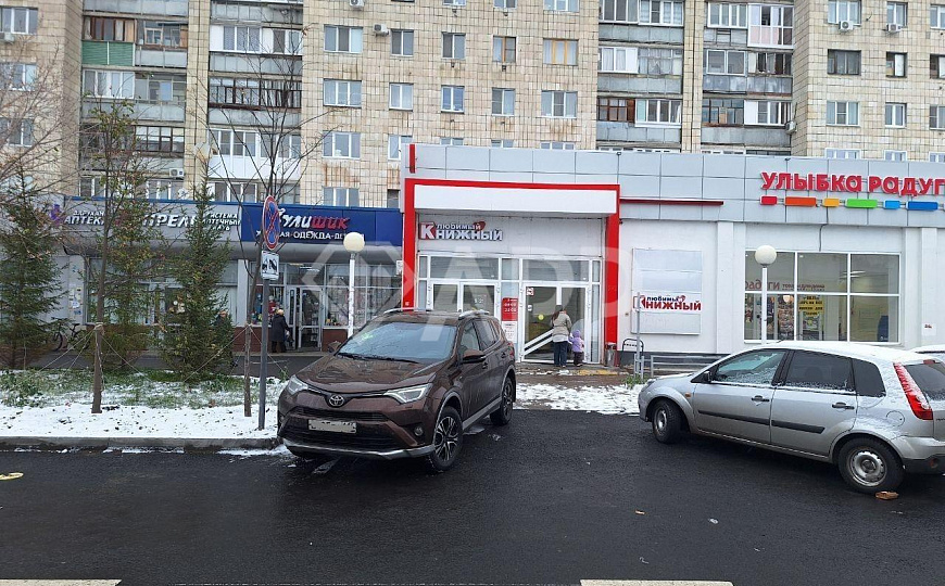 Помещение свободной планировки на высоком трафике, 132м² фото
