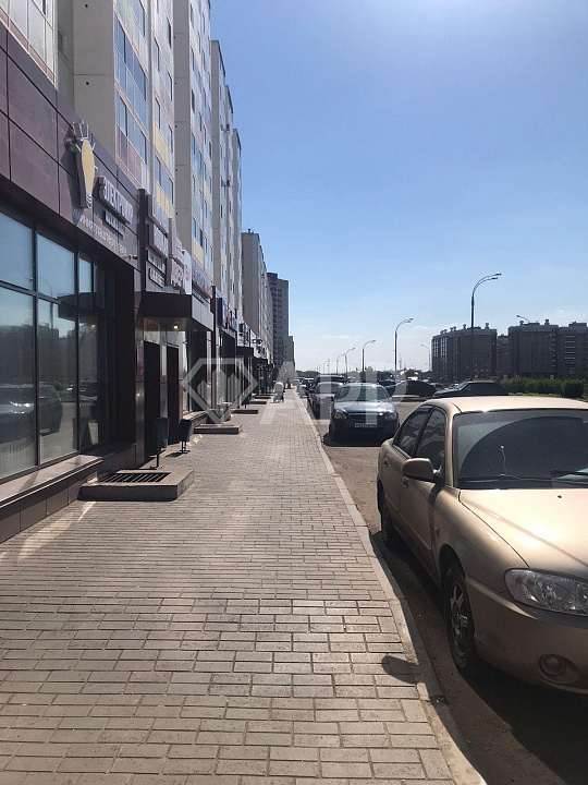 Продается помещение свободного назначения с арендаторами 113 м² фото