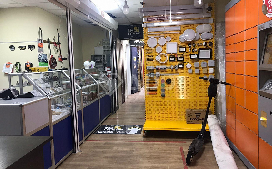 Продается помещение свободного назначения с арендаторами 113 м² фото