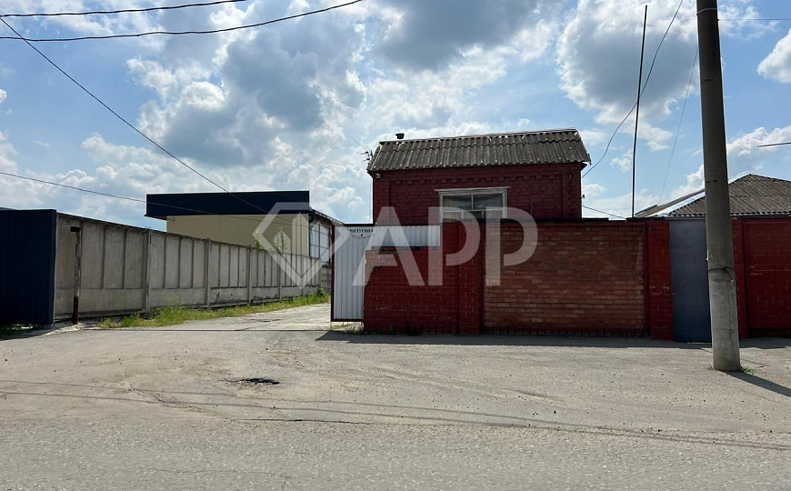 Продам помещение свободного назначения, 3 000 м², участок 64 сотки.  фото
