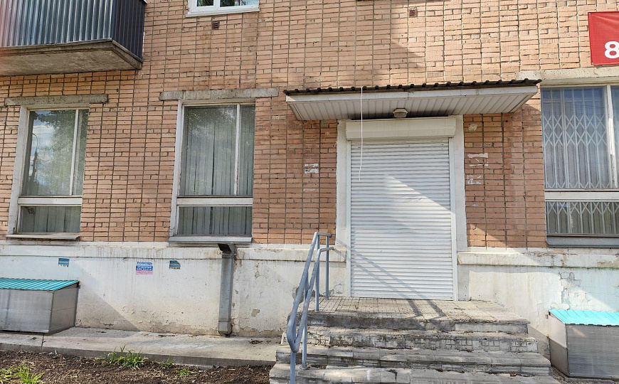 Помещения свободного назначения на первой линии ул. Клубная от 10 м2 фото