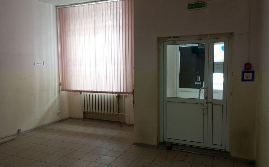 Помещения свободного назначения на первой линии ул. Клубная от 10 м2 фото