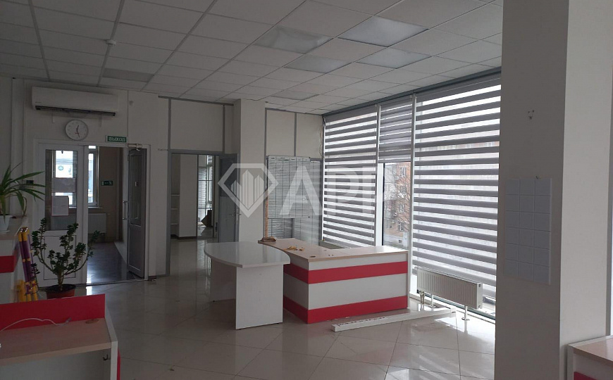 Сдам отдельно стоящее здание, 189 м² фото