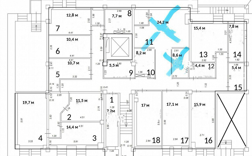 Продаю помещение, 12,8м², первая линия, высокий пешеходный трафик. фото