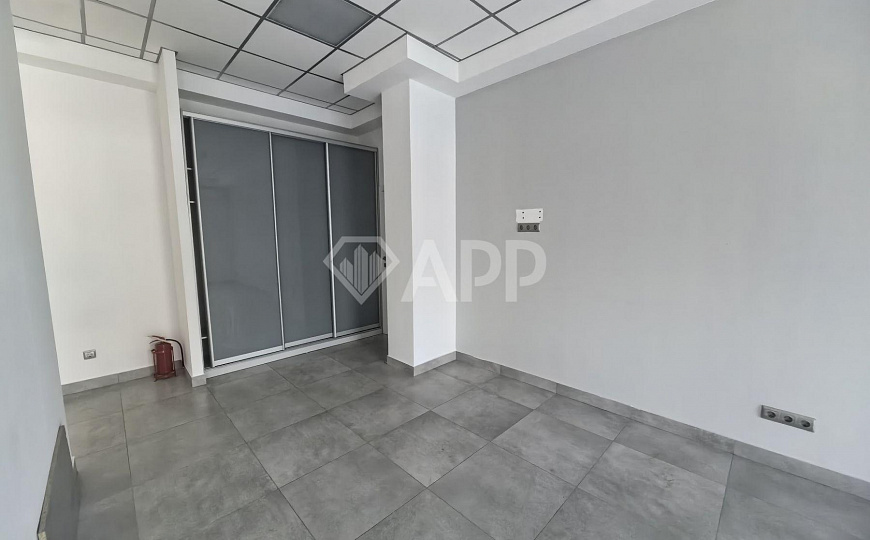 Сдам офисное помещение, 80 м² фото