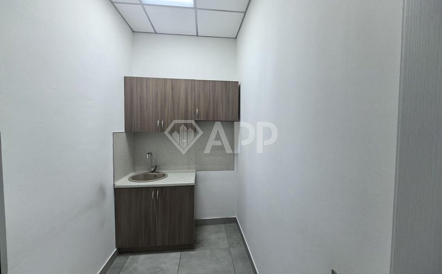 Сдам офисное помещение, 80 м² фото