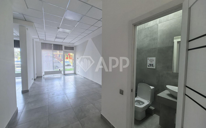 Сдам офисное помещение, 80 м² фото