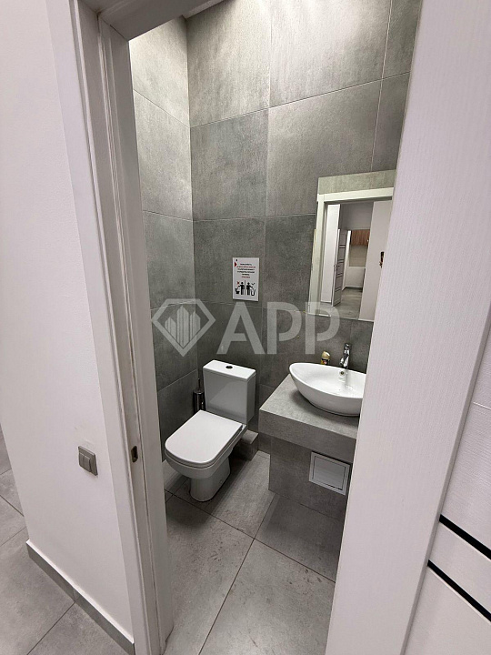 Сдам офисное помещение, 80 м² фото