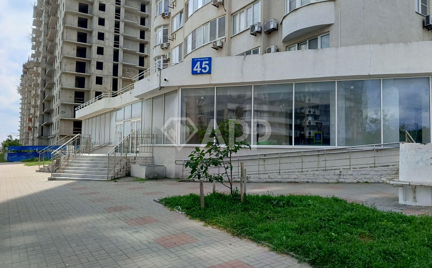Сдам торговое помещение, 35 м² фото