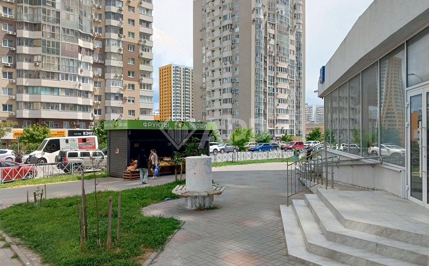 Сдам торговое помещение, 35 м² фото