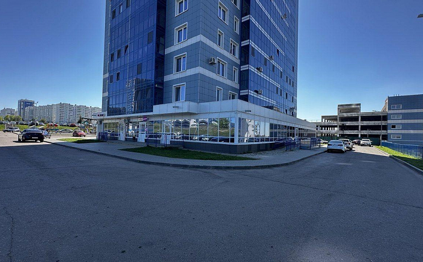 Сдам помещение свободного назначения, 417 м² фото