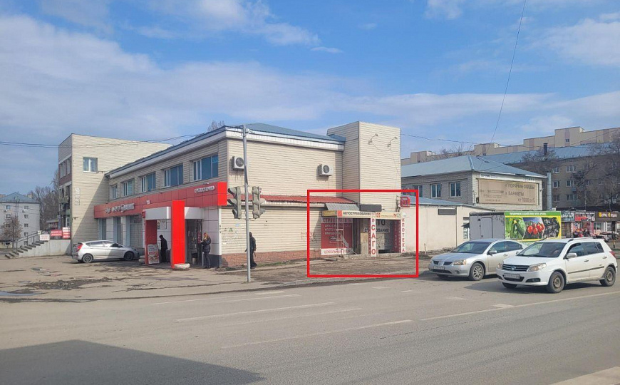 Торговая площадь в районе Авиатора. фото