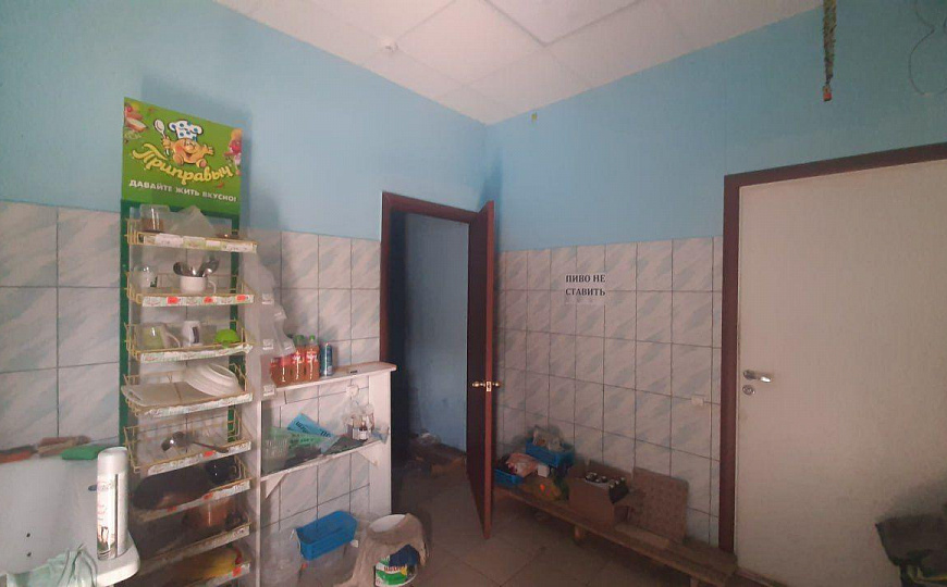 Магазин и коптильных цех фото