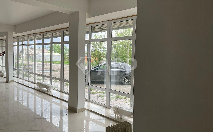 Сдам помещение свободного назначения, 350 м² фото