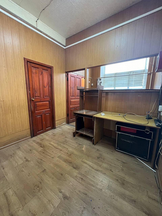 Сдается торгово-офисное помещение 70м2 фото