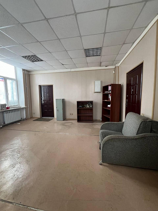 Сдается торгово-офисное помещение 70м2 фото