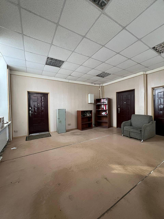 Сдается торгово-офисное помещение 70м2 фото