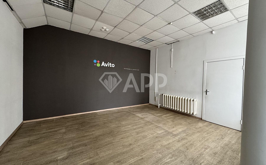 1 линия/Банк/Торговля/Офис, 125 м² фото