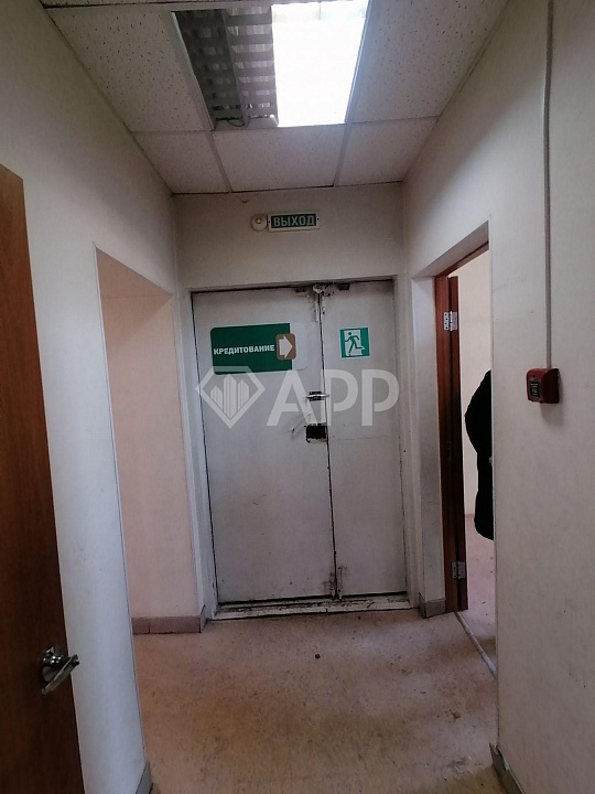 1 линия/Банк/Торговля/Офис, 125 м² фото