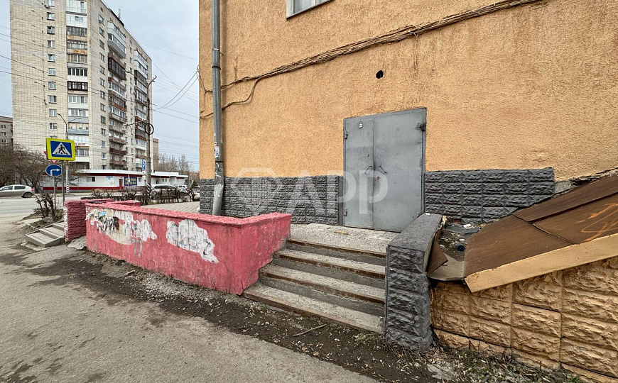 1 линия/Банк/Торговля/Офис, 125 м² фото