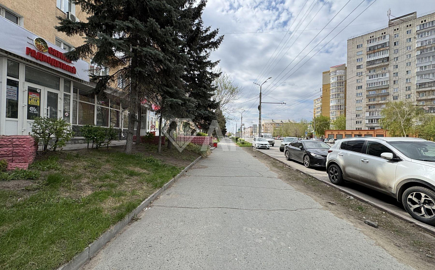 1 линия/Банк/Торговля/Офис, 125 м² фото