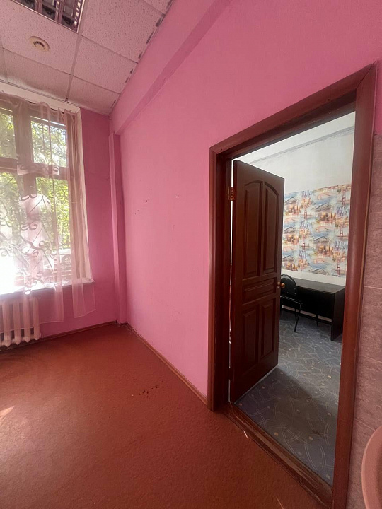 Аренда помещения свободного назначения 123 м2 фото