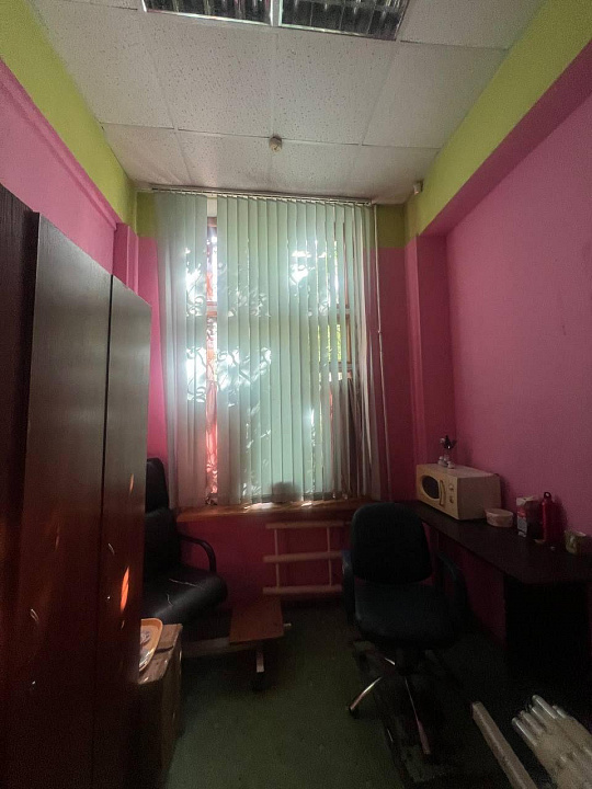 Аренда помещения свободного назначения 123 м2 фото