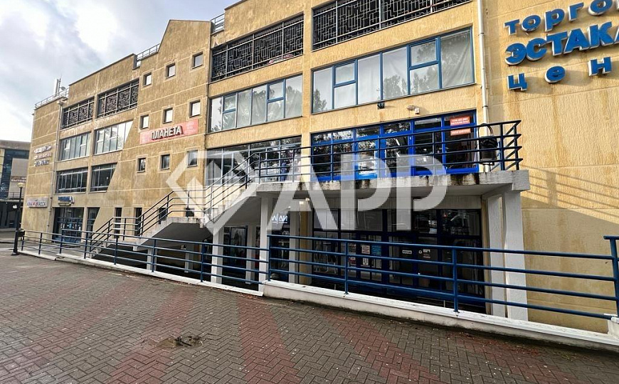 Продам торговое помещение, 9,8 м² фото