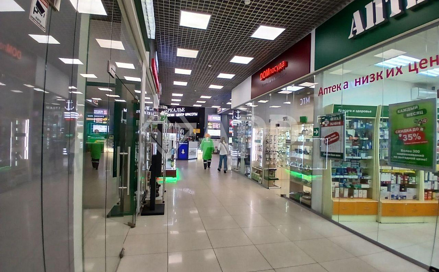 Аренда торгового помещения в легендарном ТЦ Корабль фото