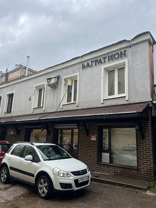 Аренда помещения 114 м2 под кафе/ресторан в историческом центре города фото