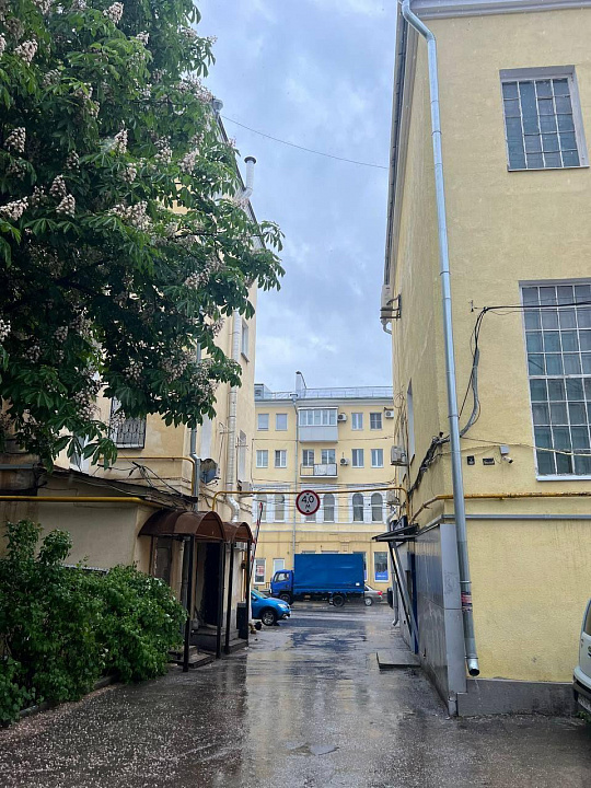 Аренда помещения 114 м2 под кафе/ресторан в историческом центре города фото