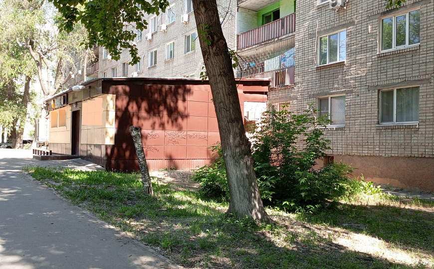 Сдам торговое помещение, 165 м² фото