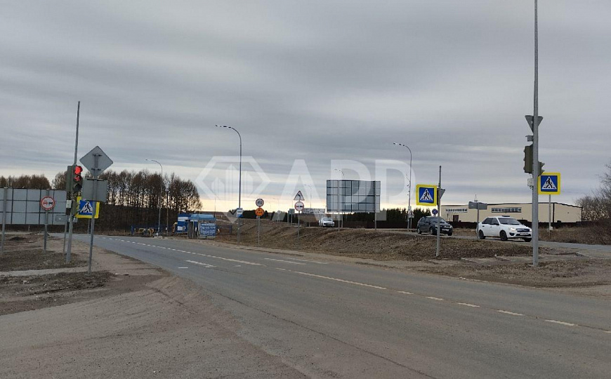 Сдаю 400 м² на высоком трафике! фото