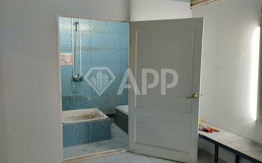 Сдаю 400 м² на высоком трафике! фото