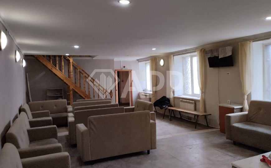 Сдаю 400 м² на высоком трафике! фото