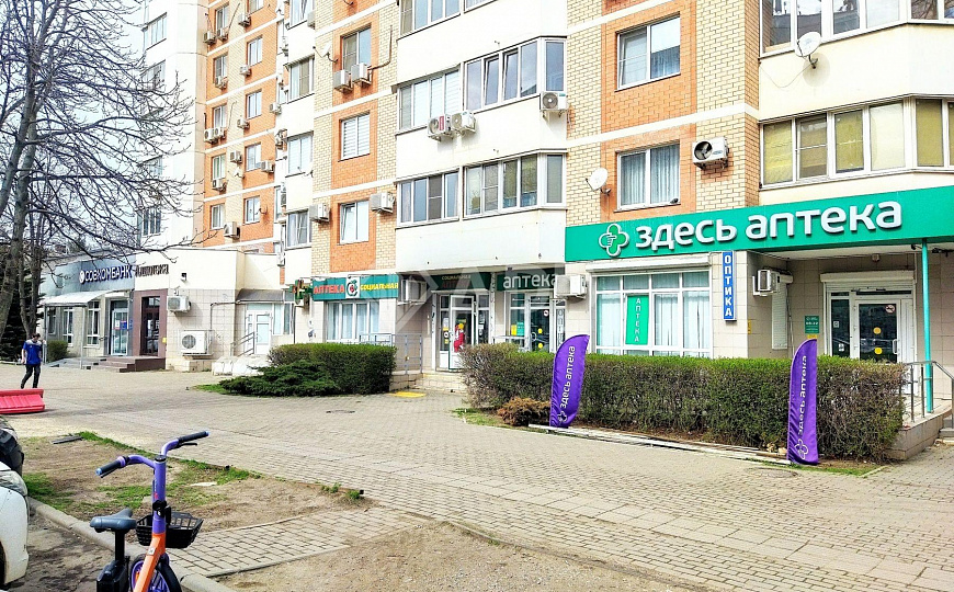 Сдаю торговое 125 мкв  фото
