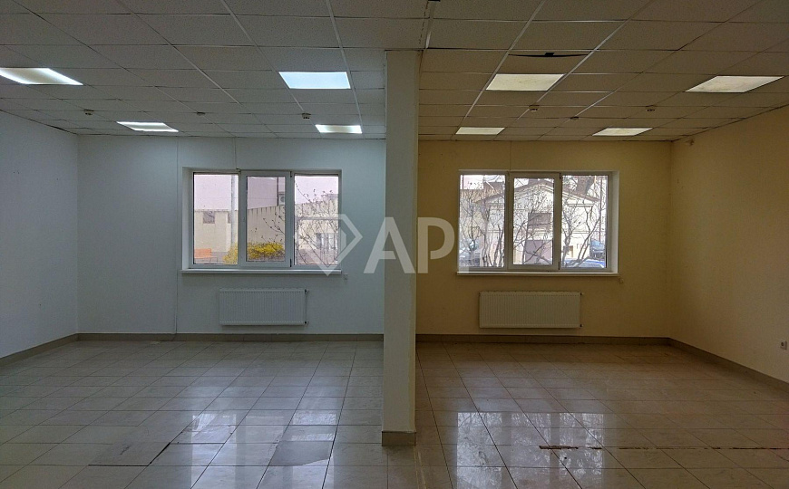 Сдаю торговое 125 мкв  фото