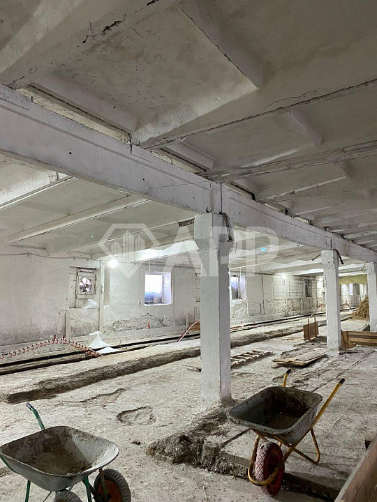 Продается отдельно стоящее здание 1 555,6 м² фото