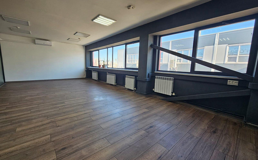 Сдам отдельно стоящее здание, 360 м² фото