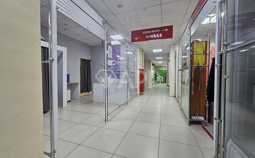 Сдам помещение свободного назначения, 8 м² - 1 эт., 40 м² - цоколь фото