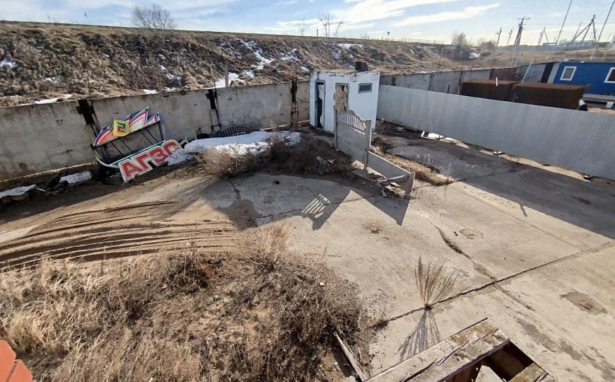 Производственная база с арендаторами 3838 м² фото
