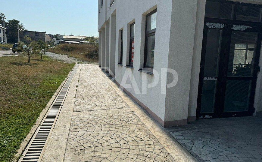 Сдаю торговое помещение, до 150 м² фото