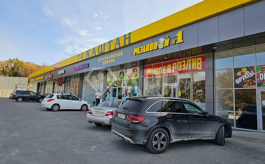 Сдаю торговое помещение 90м2 фото