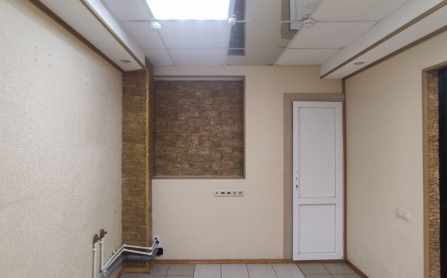 Аптека-склад, 78 м²  фото